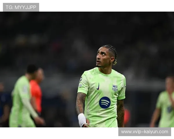 巴萨技术流体系重启，拉菲尼亚持球推进令人惊艳